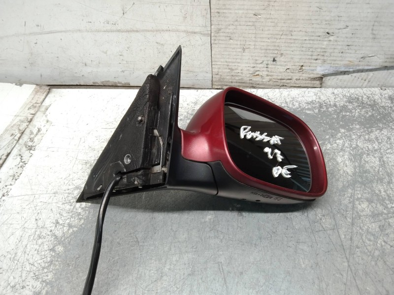 Recambio de retrovisor derecho para volkswagen passat variant (3b5) comfortline referencia OEM IAM   ELECTRICO
