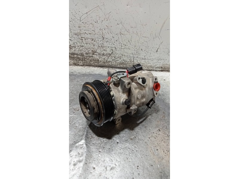 Recambio de compresor aire acondicionado para hyundai i20 klass referencia OEM IAM 97701Q0300  
