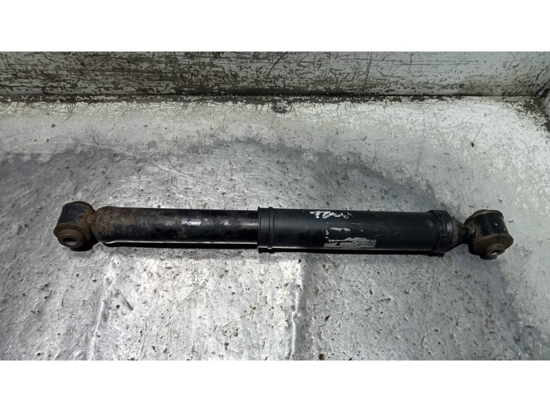 Recambio de amortiguador trasero derecho para peugeot 208 allure referencia OEM IAM 9804627280  