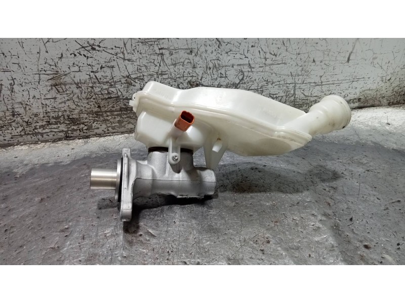 Recambio de bomba freno para peugeot 208 allure referencia OEM IAM   