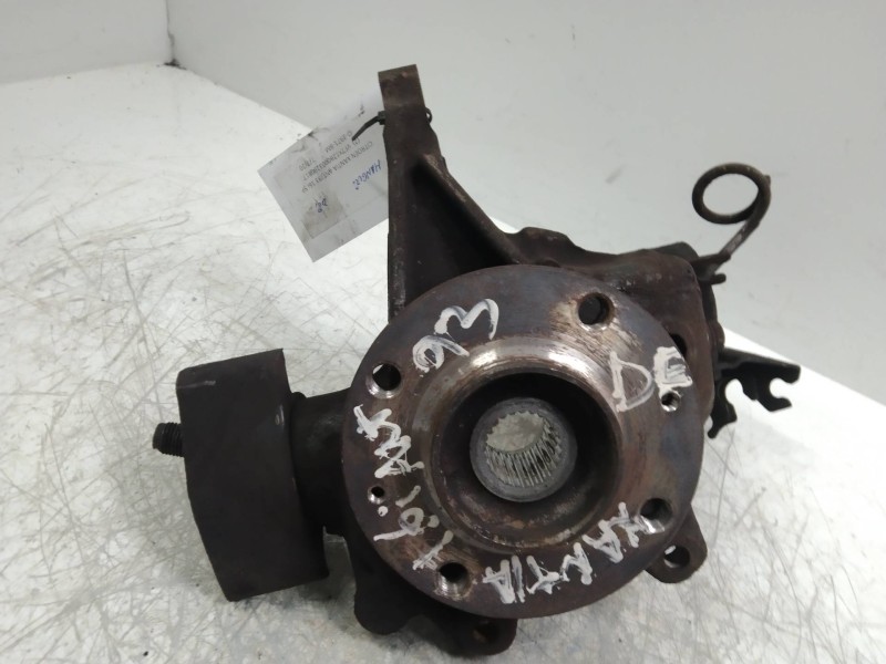 Recambio de mangueta delantera derecha para citroen xantia berlina 1.6 armonia referencia OEM IAM   