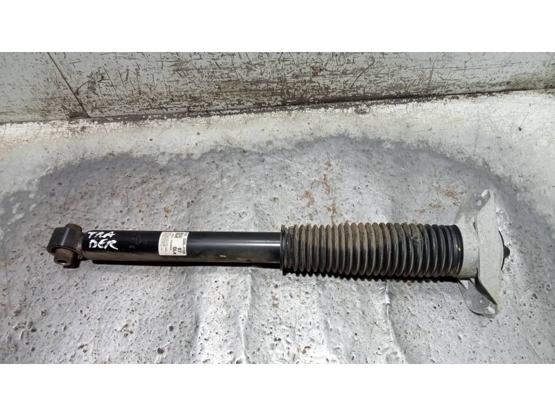 Recambio de amortiguador trasero derecho para kia sportage concept 2wd referencia OEM IAM 55300F1520  