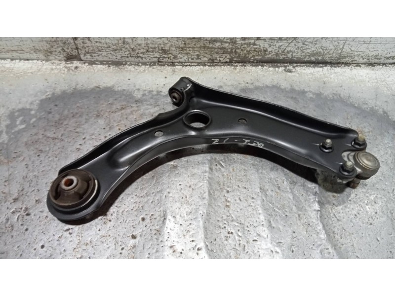 Recambio de brazo suspension inferior delantero izquierdo para kia sportage concept 2wd referencia OEM IAM   