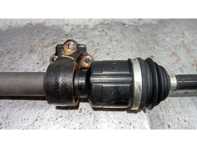 Recambio de transmision delantera derecha para kia sportage concept 2wd referencia OEM IAM 49560D7700  