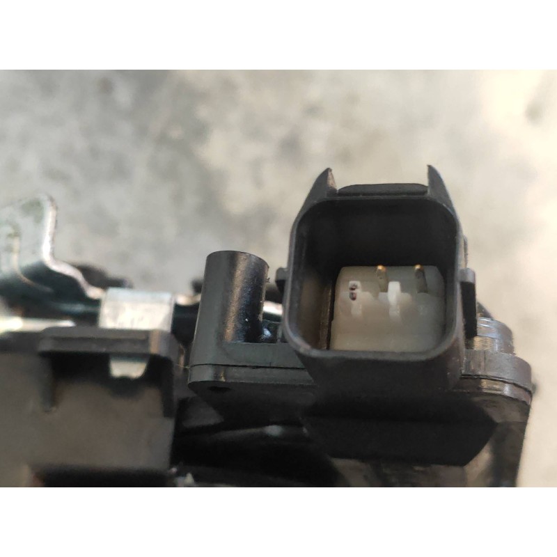 Recambio de motor cierre centralizado trasero izquierdo para kia picanto 1.1 crdi active referencia OEM IAM   5P