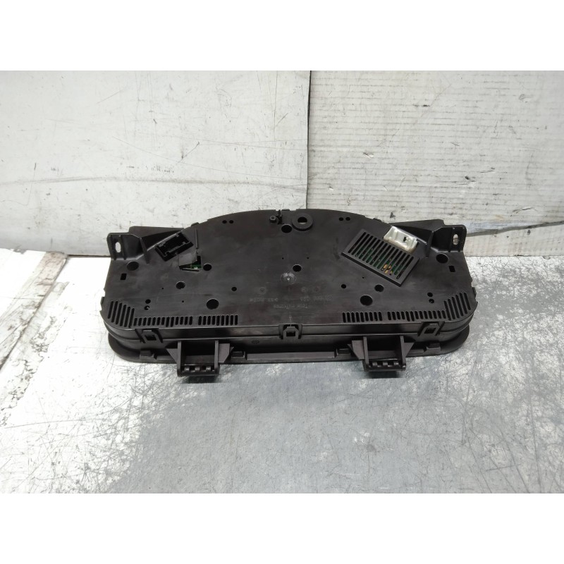Recambio de cuadro instrumentos para mercedes sprinter 02.00  caja cerrada 213 cdi (901.6/902.661-662) referencia OEM IAM A00144