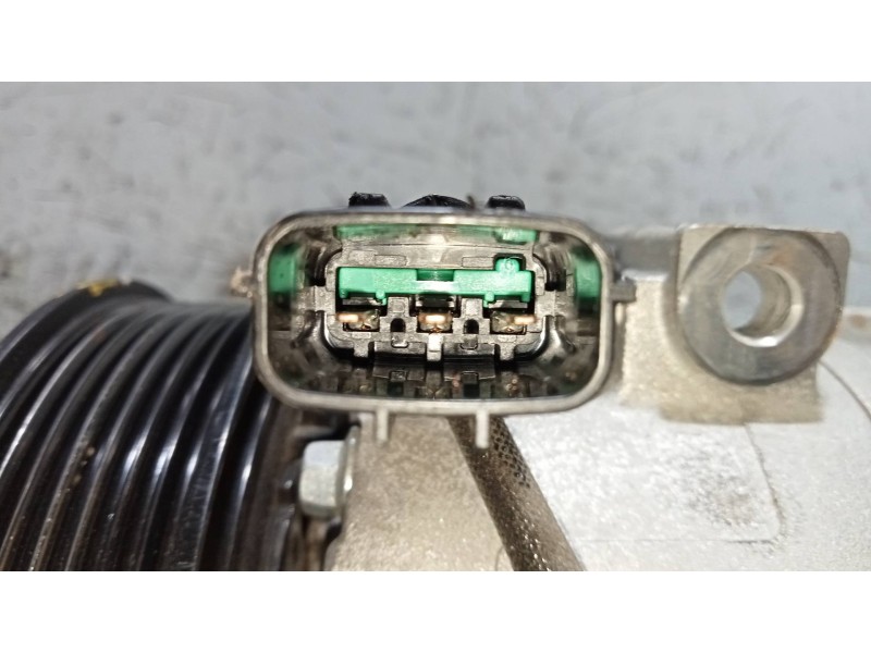 Recambio de compresor aire acondicionado para kia sportage concept 2wd referencia OEM IAM CA500NFJCB04  