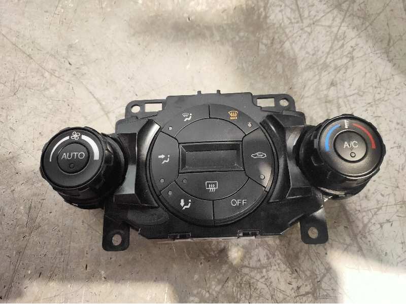 Recambio de mando calefaccion / aire acondicionado para ford fiesta (cb1) 1.4 16v cat referencia OEM IAM 8A6T18C612AL  