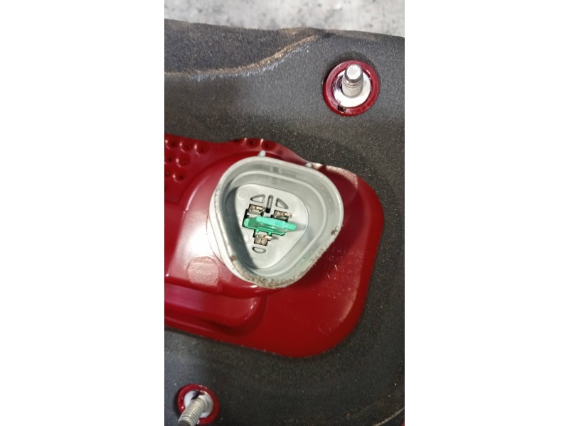 Recambio de piloto trasero izquierdo interior para kia sportage concept 2wd referencia OEM IAM 92405F1600  