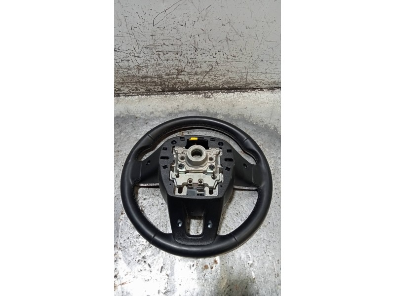 Recambio de volante para kia sportage concept 2wd referencia OEM IAM   