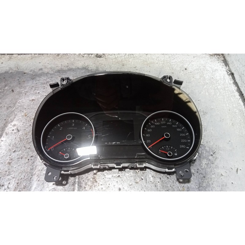 Recambio de cuadro instrumentos para kia sportage concept 2wd referencia OEM IAM 94043F1641  