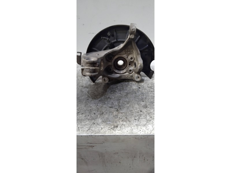 Recambio de mangueta delantera derecha para volkswagen passat berlina (3c2) highline referencia OEM IAM   