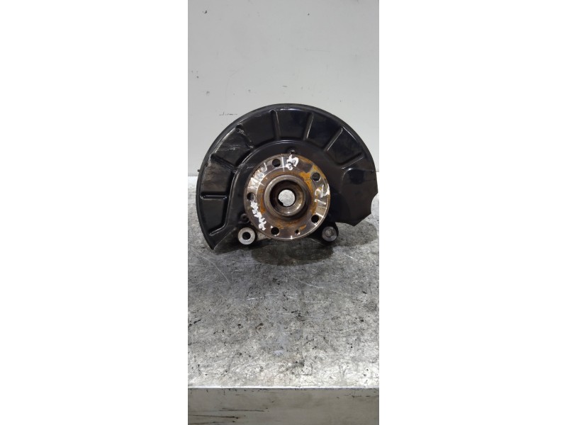 Recambio de mangueta delantera izquierda para volkswagen passat berlina (3c2) highline referencia OEM IAM   