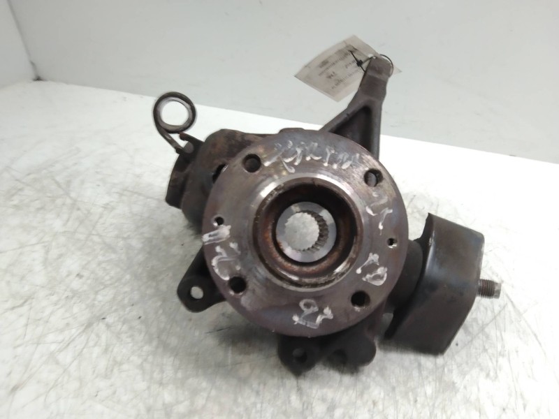 Recambio de mangueta delantera izquierda para citroen xantia berlina 2.1 turbodiesel referencia OEM IAM   