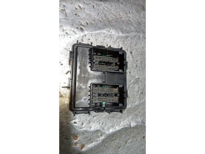 Recambio de caja reles / fusibles para kia sportage concept 2wd referencia OEM IAM 91955D9AG0  
