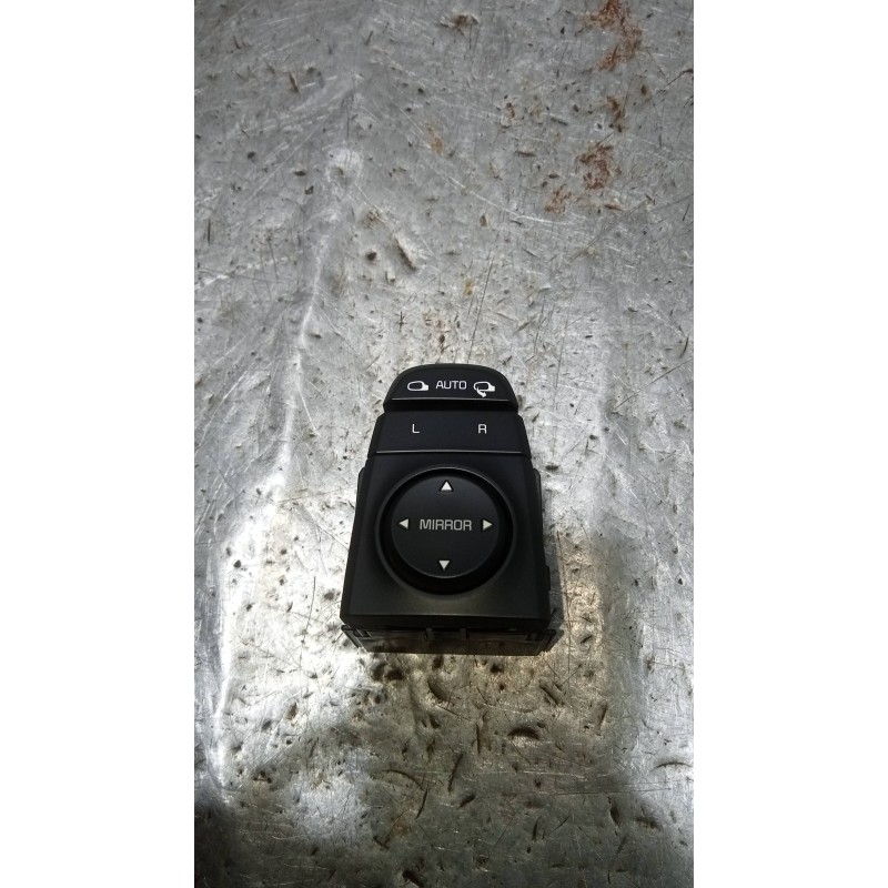 Recambio de mando multifuncion para kia sportage concept 2wd referencia OEM IAM 93530D9000  