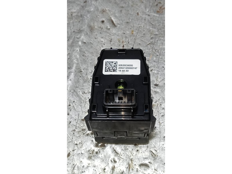 Recambio de mando multifuncion para kia sportage concept 2wd referencia OEM IAM 93530D9000  