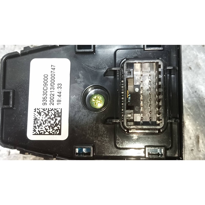 Recambio de mando multifuncion para kia sportage concept 2wd referencia OEM IAM 93530D9000  