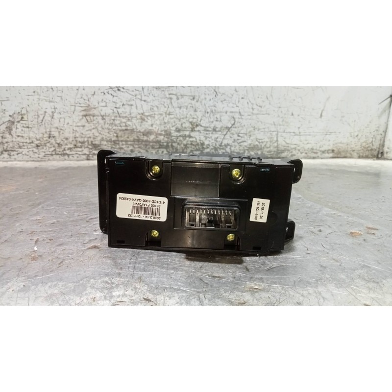 Recambio de mando multifuncion para kia sportage concept 2wd referencia OEM IAM 93700F1AY0WK  