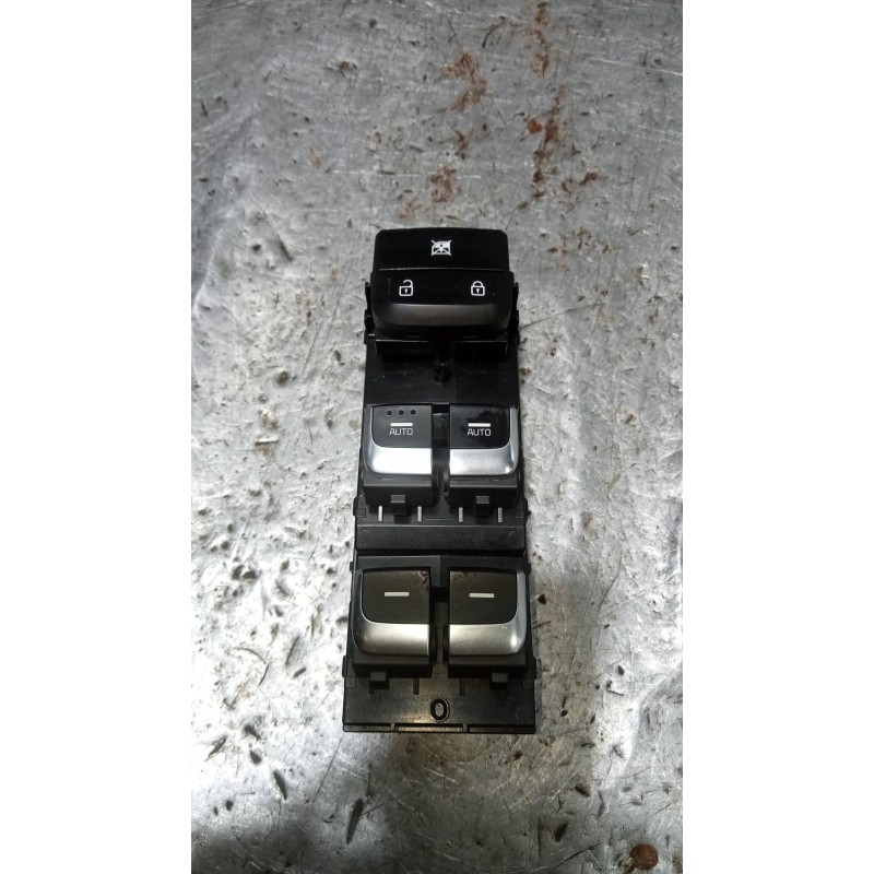 Recambio de mando elevalunas delantero izquierdo para kia sportage concept 2wd referencia OEM IAM 93570F1070  