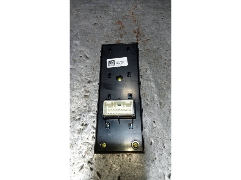 Recambio de mando elevalunas delantero izquierdo para kia sportage concept 2wd referencia OEM IAM 93570F1070  