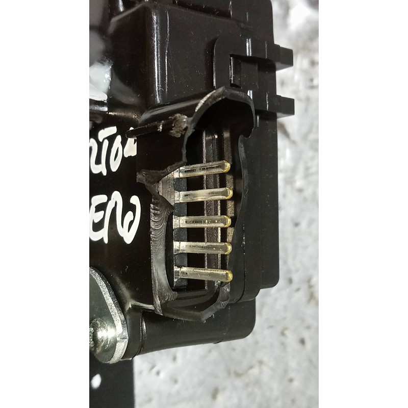 Recambio de motor cierre centralizado porton para kia sportage concept 2wd referencia OEM IAM   