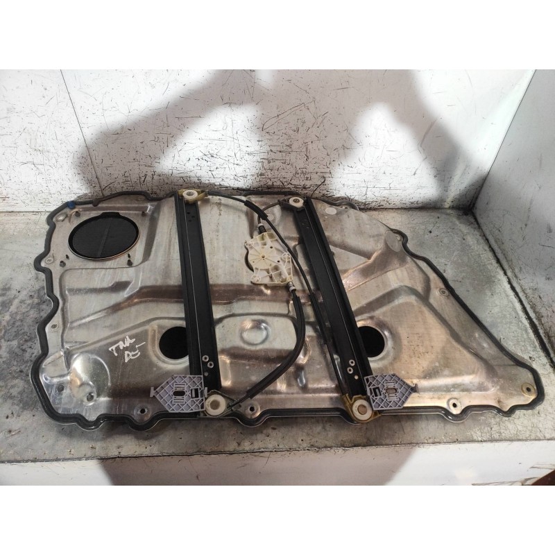 Recambio de elevalunas trasero derecho para audi a8 (4e2) 4.2 quattro referencia OEM IAM 4E0910802A 982738104 4E0910802A 4E48388