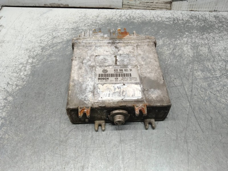 Recambio de centralita motor uce para seat ibiza (6k) hit referencia OEM IAM 0281001484 028906021DK 