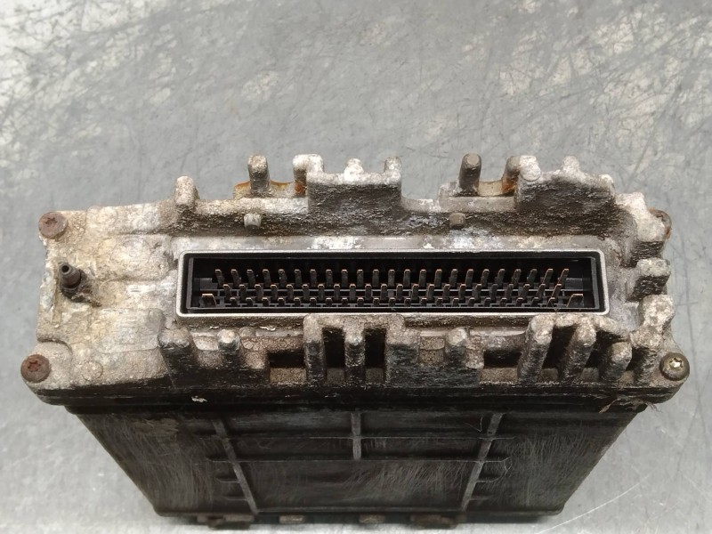 Recambio de centralita motor uce para seat ibiza (6k) hit referencia OEM IAM 0281001484 028906021DK 