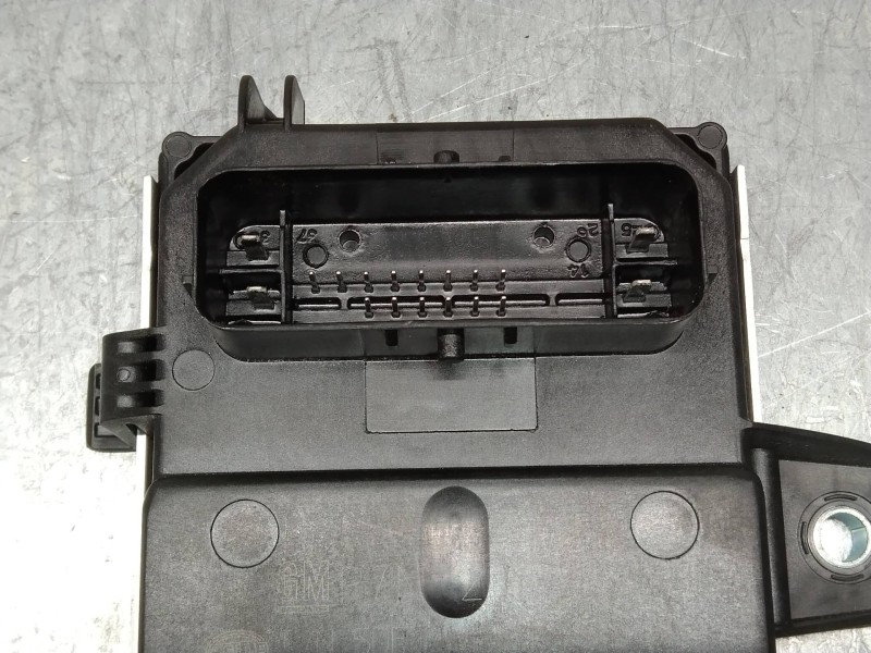 Recambio de modulo electronico para opel astra j lim. enjoy referencia OEM IAM 20867261  