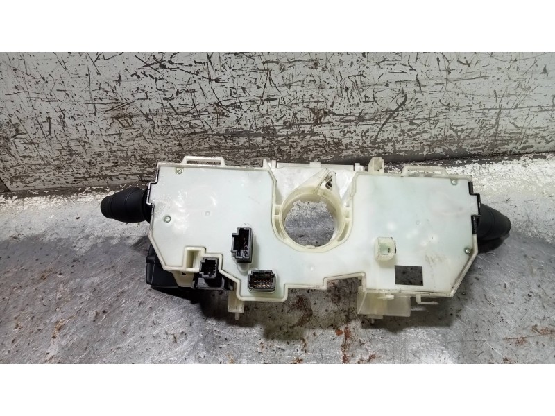 Recambio de mando luces para renault megane iii berlina 5 p dynamique referencia OEM IAM 255670019R  