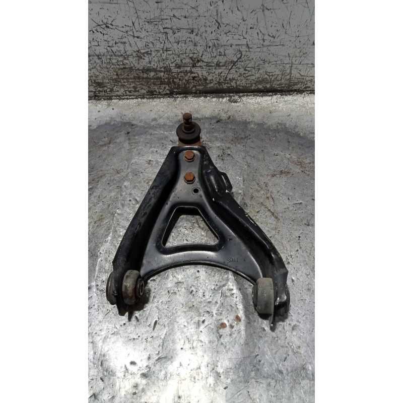 Recambio de brazo suspension inferior delantero derecho para renault megane i classic (la0) 1.9 d rn referencia OEM IAM   