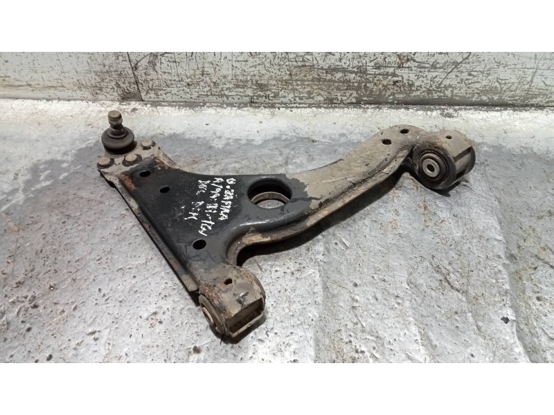 Recambio de brazo suspension inferior delantero derecho para opel zafira a elegance referencia OEM IAM   