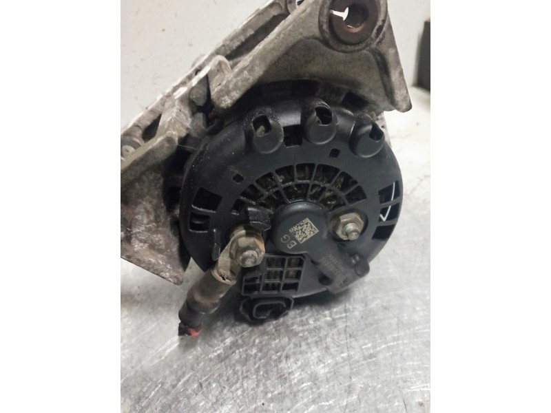 Recambio de alternador para opel astra j lim. enjoy referencia OEM IAM 13502595  