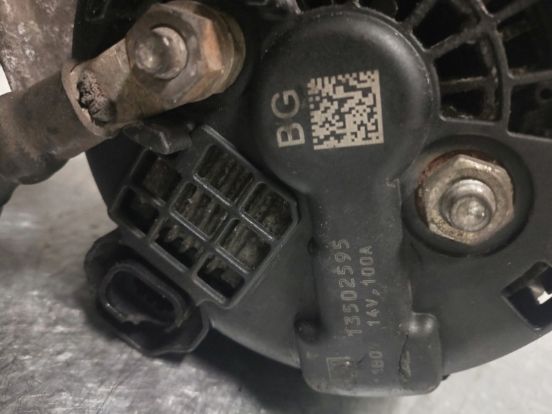 Recambio de alternador para opel astra j lim. enjoy referencia OEM IAM 13502595  