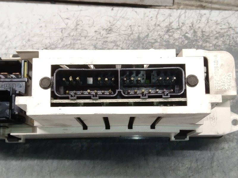 Recambio de mando calefaccion / aire acondicionado para ford mondeo berlina (gd) ghia referencia OEM IAM   