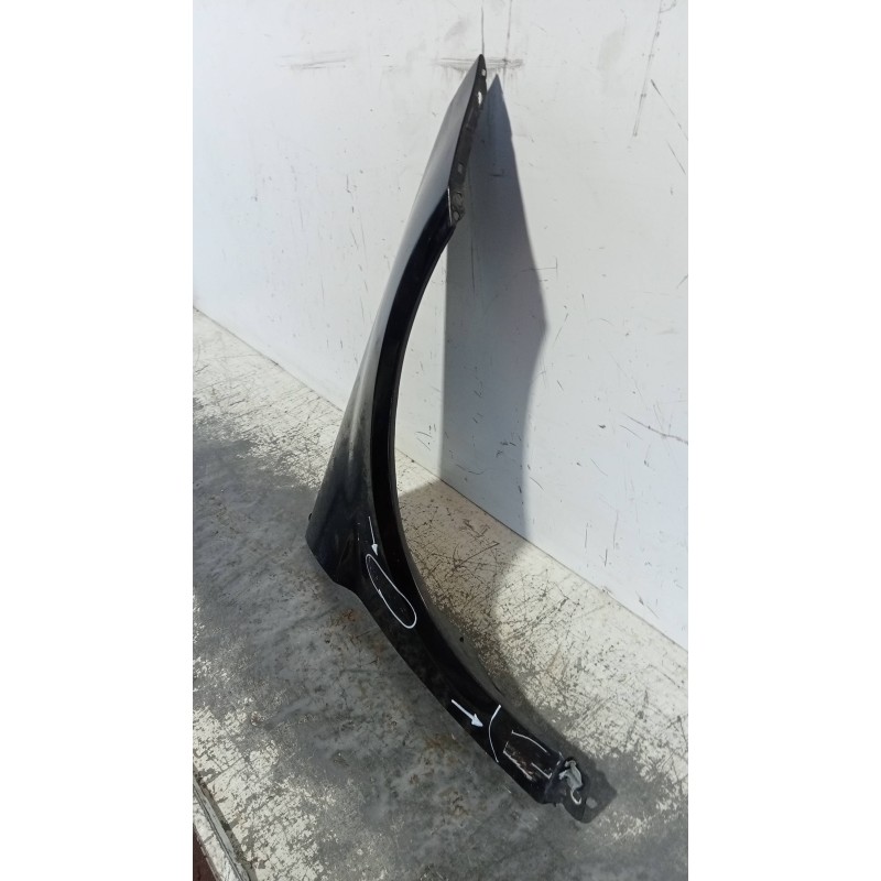 Recambio de aleta delantera derecha para mercedes clase b (w245) 200 cdi (245.208) referencia OEM IAM   