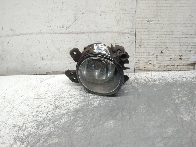 Recambio de faro antiniebla derecho para mercedes clase b (w245) 200 cdi (245.208) referencia OEM IAM A2518200856  