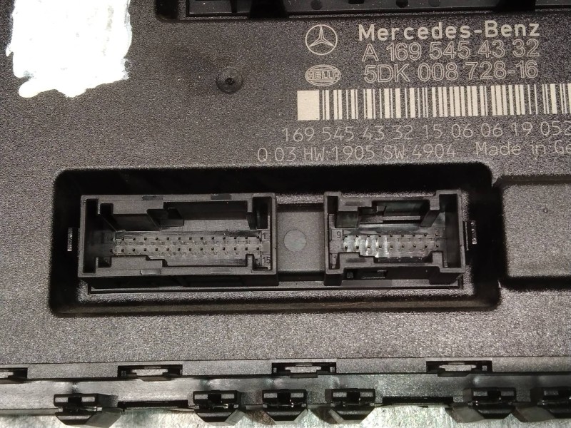 Recambio de caja reles / fusibles para mercedes clase b (w245) 200 cdi (245.208) referencia OEM IAM A1695454332 5DK00872816 