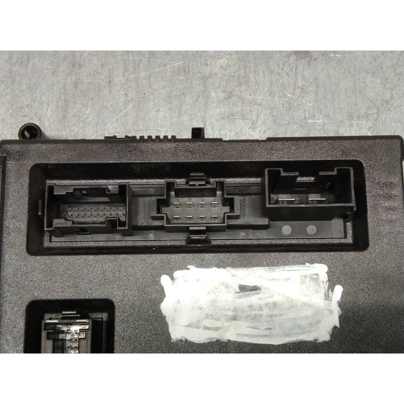 Recambio de caja reles / fusibles para mercedes clase b (w245) 200 cdi (245.208) referencia OEM IAM A1695454332 5DK00872816 