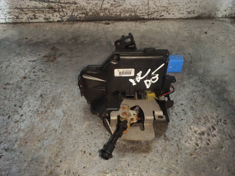Recambio de motor cierre centralizado delantero derecho para audi a8 (4e2) 4.2 quattro referencia OEM IAM 4E1837016  