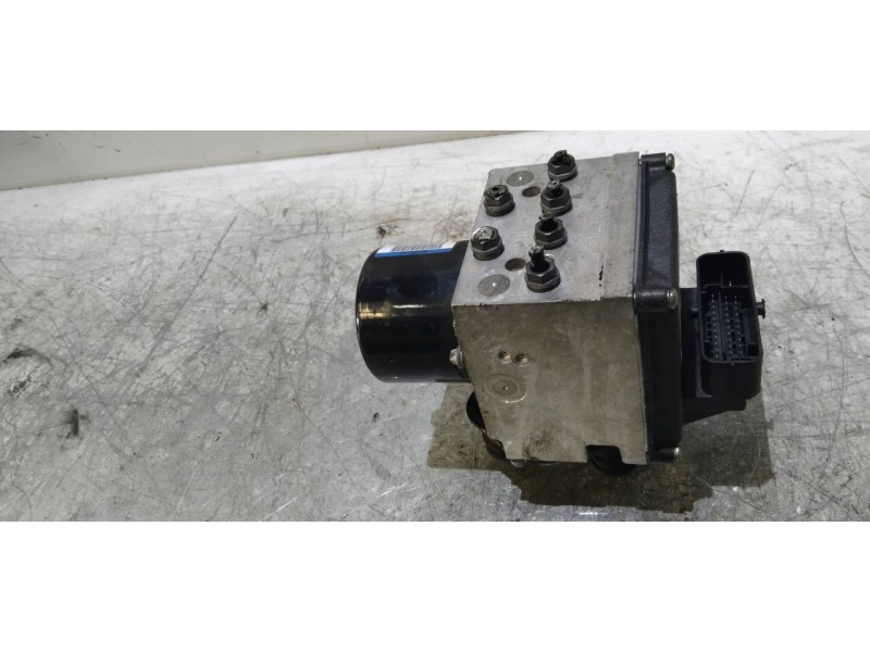 Recambio de abs para volkswagen passat berlina (3c2) highline referencia OEM IAM 3C0614109P 16705905 16705705F