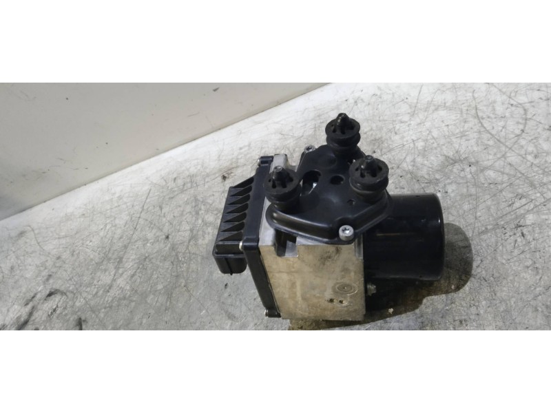 Recambio de abs para volkswagen passat berlina (3c2) highline referencia OEM IAM 3C0614109P 16705905 16705705F