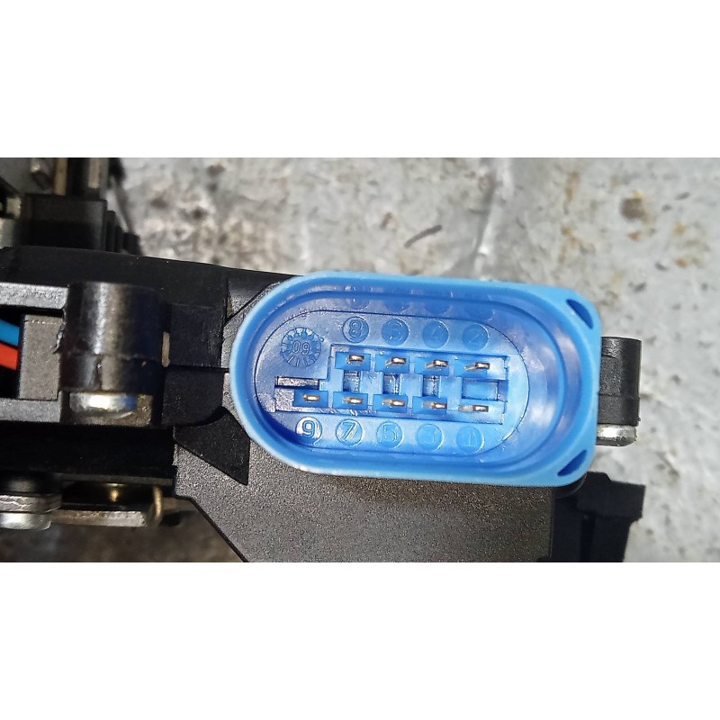 Recambio de motor cierre centralizado delantero derecho para skoda octavia combi (1z5) scout 4x4 referencia OEM IAM 3D1837016AC 