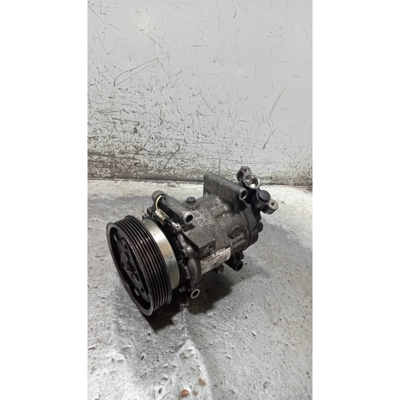 Recambio de compresor aire acondicionado para renault clio ii fase ii (b/cb0) campus referencia OEM IAM SD6V121913 8200866436 