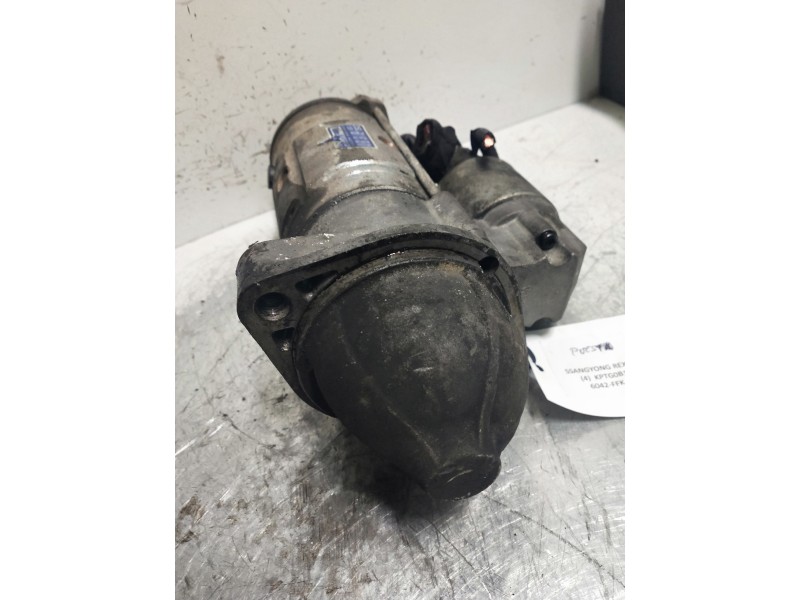 Recambio de motor arranque para ssangyong rexton rx 270 plus / 270 xdi plus referencia OEM IAM 6611513801  