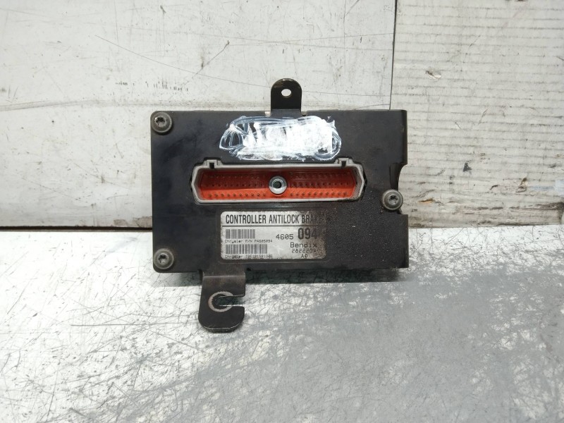 Recambio de centralita abs para chrysler stratus berlina (ja) 2.0 le referencia OEM IAM P4605094  