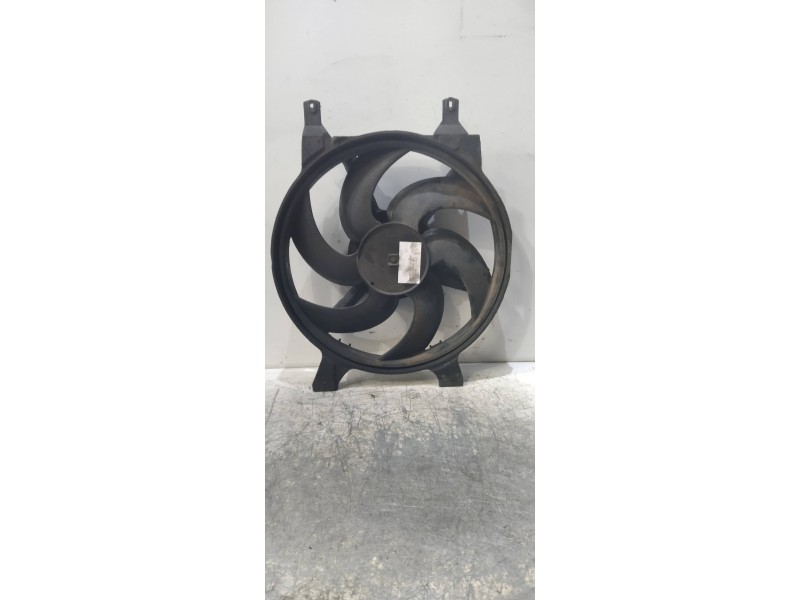 Recambio de electroventilador para renault rapid/express (f40) 1.9 d familiar (f40p) referencia OEM IAM   