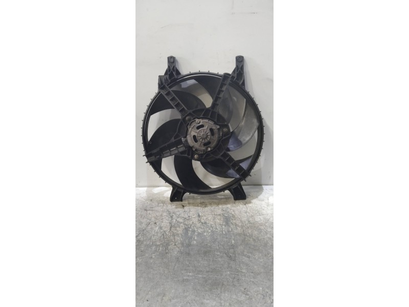 Recambio de electroventilador para renault rapid/express (f40) 1.9 d familiar (f40p) referencia OEM IAM   