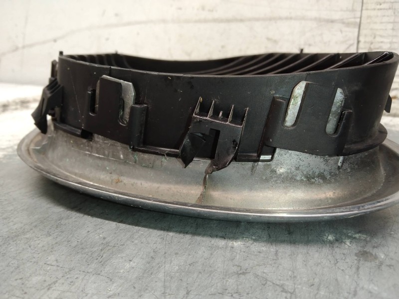 Recambio de rejilla delantera para bmw x5 (e53) 3.0i referencia OEM IAM   DERECHA